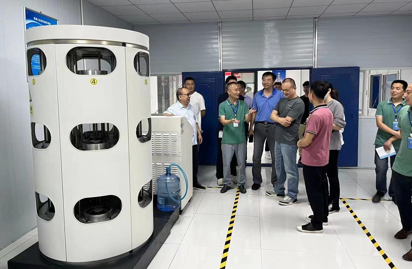 1654767565130672.jpg 2.jpg